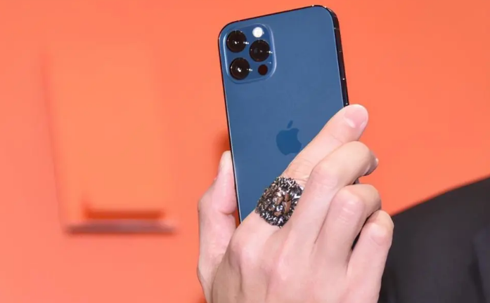 吉州苹果手机维修分享iPhone12系列重启方法教程 